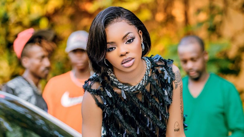 Rahmah Pinky Opens Up About Her Love Life: &quot;I Like My Men Older&quot;